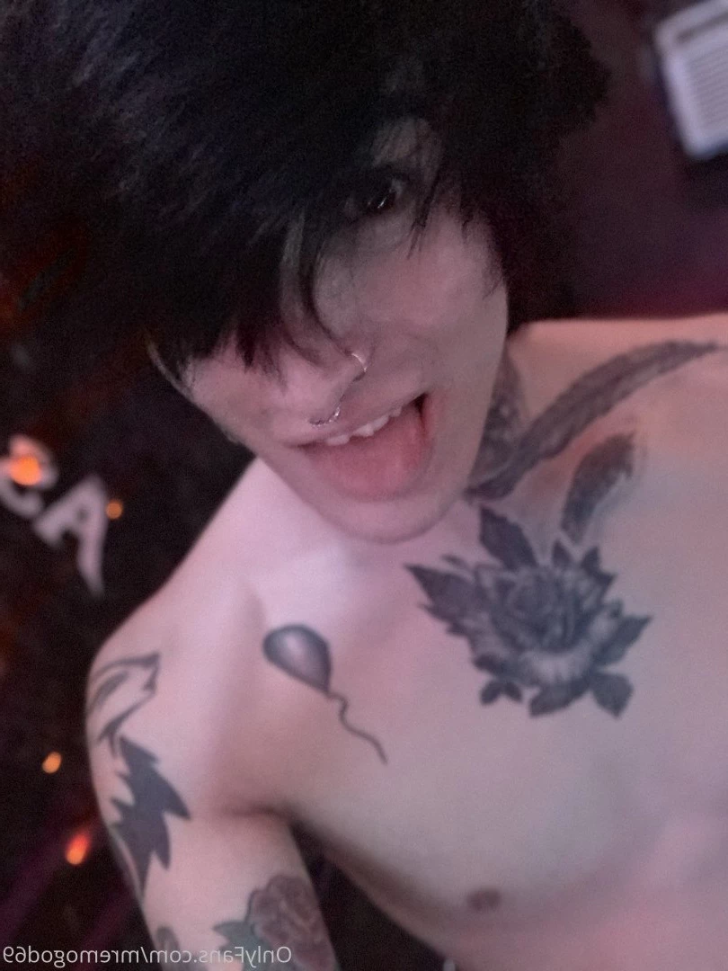 Chris December [ xxchrissdecemberxx ] Onlyfans leaked photo 4756756 on Hotleaks.tv