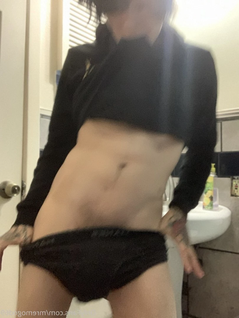 Chris December [ xxchrissdecemberxx ] Onlyfans leaked photo 4756802 on Hotleaks.tv