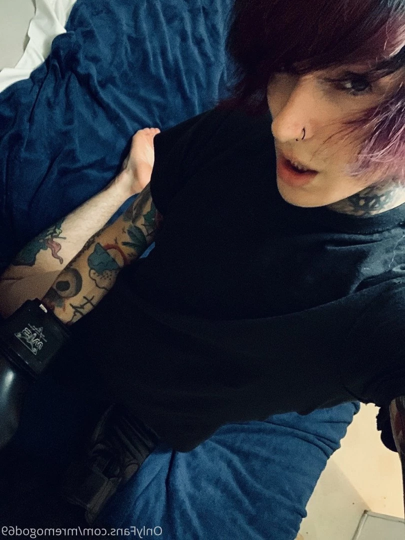 Chris December [ xxchrissdecemberxx ] Onlyfans leaked photo 4756808 on Hotleaks.tv
