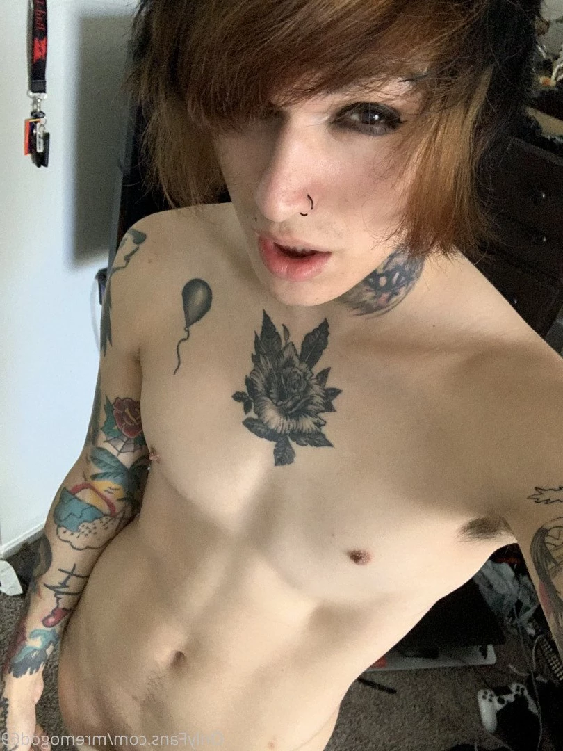 Chris December [ xxchrissdecemberxx ] Onlyfans leaked photo 4756872 on Hotleaks.tv