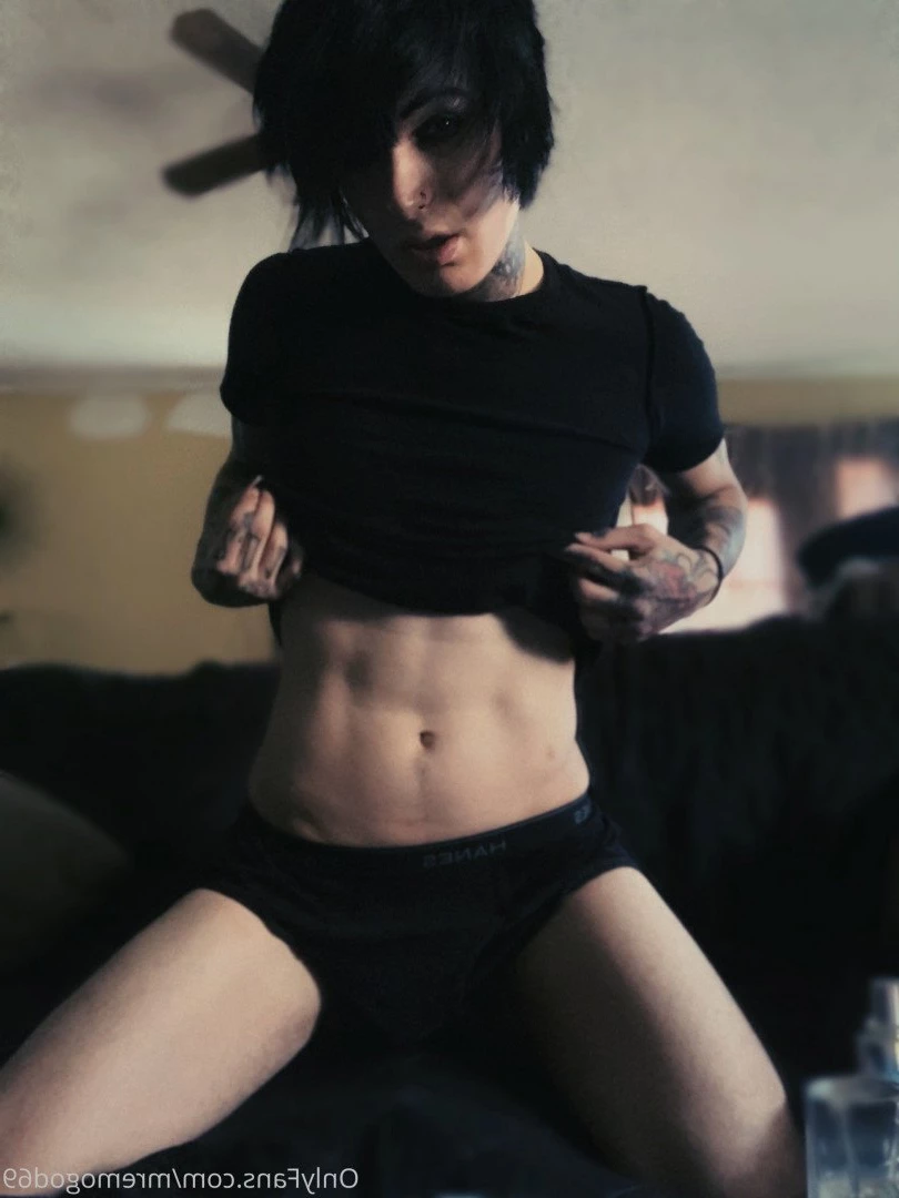 Chris December [ xxchrissdecemberxx ] Onlyfans leaked photo 4756875 on Hotleaks.tv