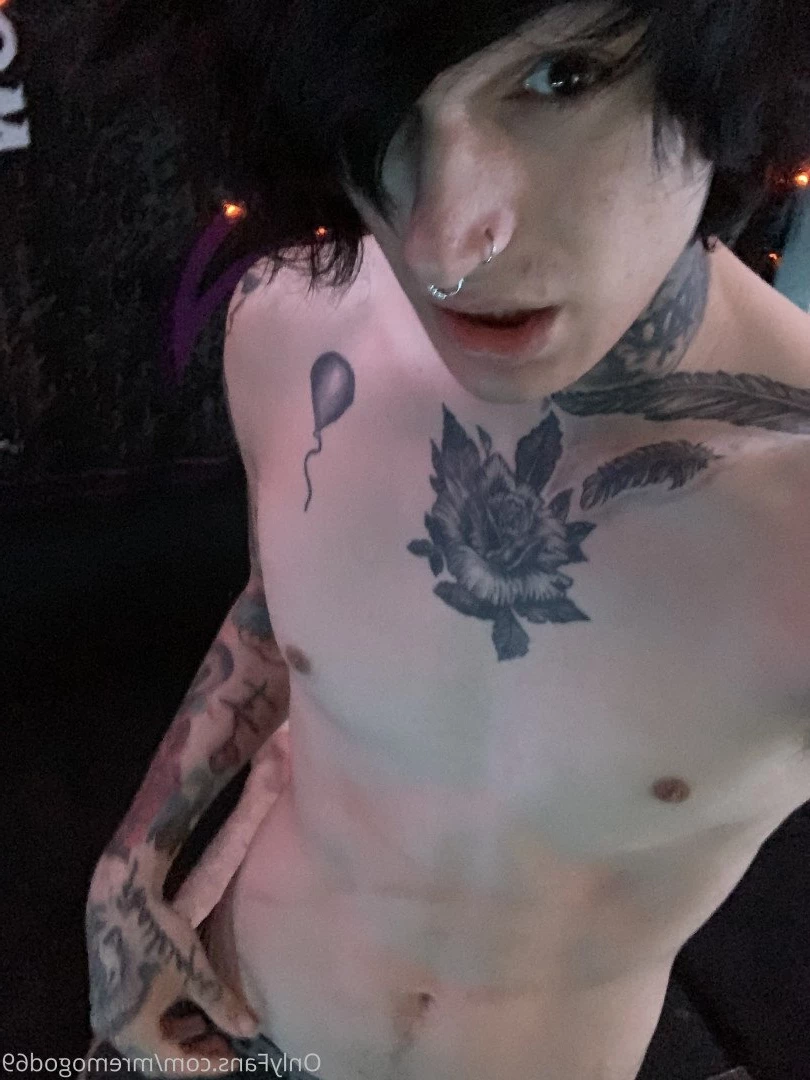 Chris December [ xxchrissdecemberxx ] Onlyfans leaked photo 4756934 on Hotleaks.tv