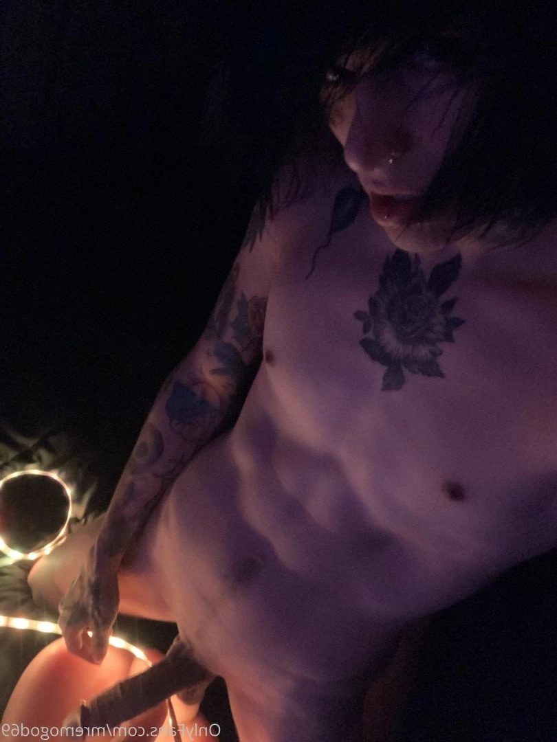 Chris December [ xxchrissdecemberxx ] Onlyfans leaked photo 4756939 on Hotleaks.tv