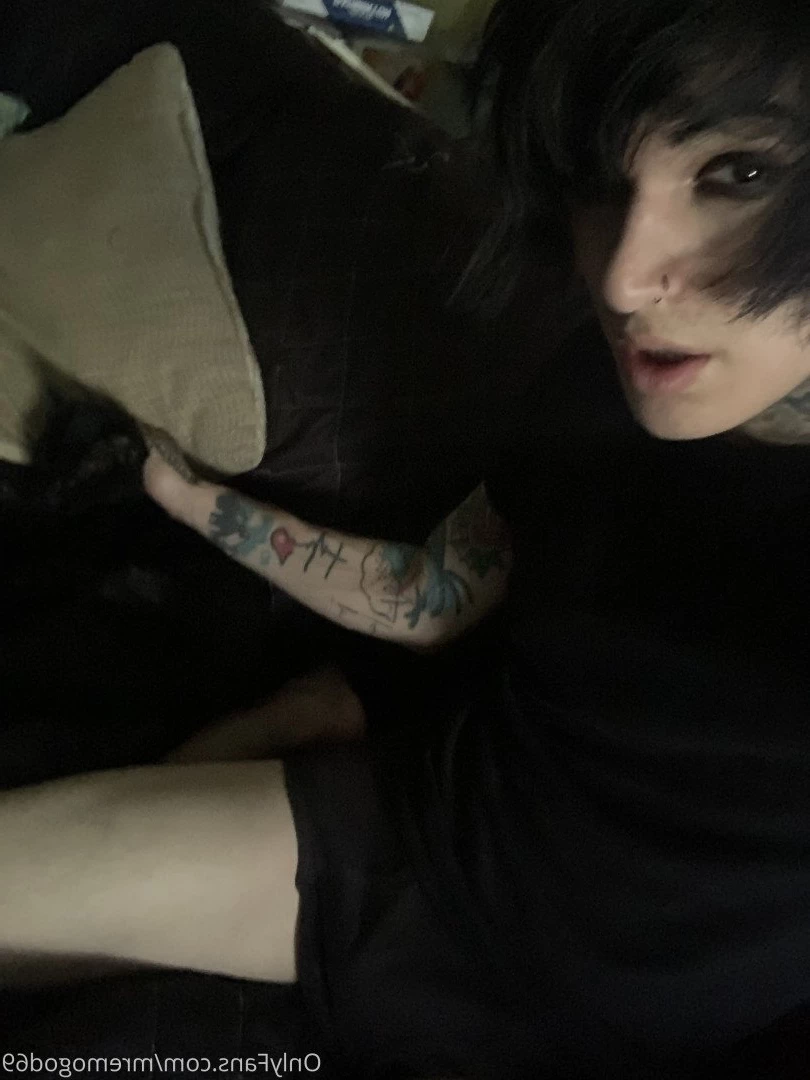 Chris December [ xxchrissdecemberxx ] Onlyfans leaked photo 4756958 on Hotleaks.tv