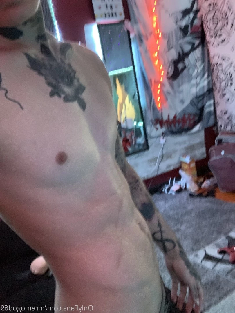 Chris December [ xxchrissdecemberxx ] Onlyfans leaked photo 4757005 on Hotleaks.tv