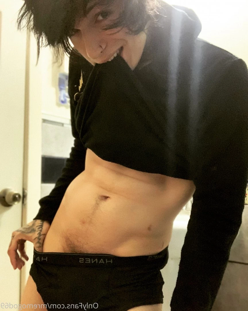Chris December [ xxchrissdecemberxx ] Onlyfans leaked photo 4757045 on Hotleaks.tv