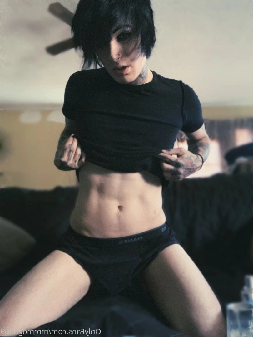 Chris December [ xxchrissdecemberxx ] Onlyfans leaked photo 4757056 on Hotleaks.tv