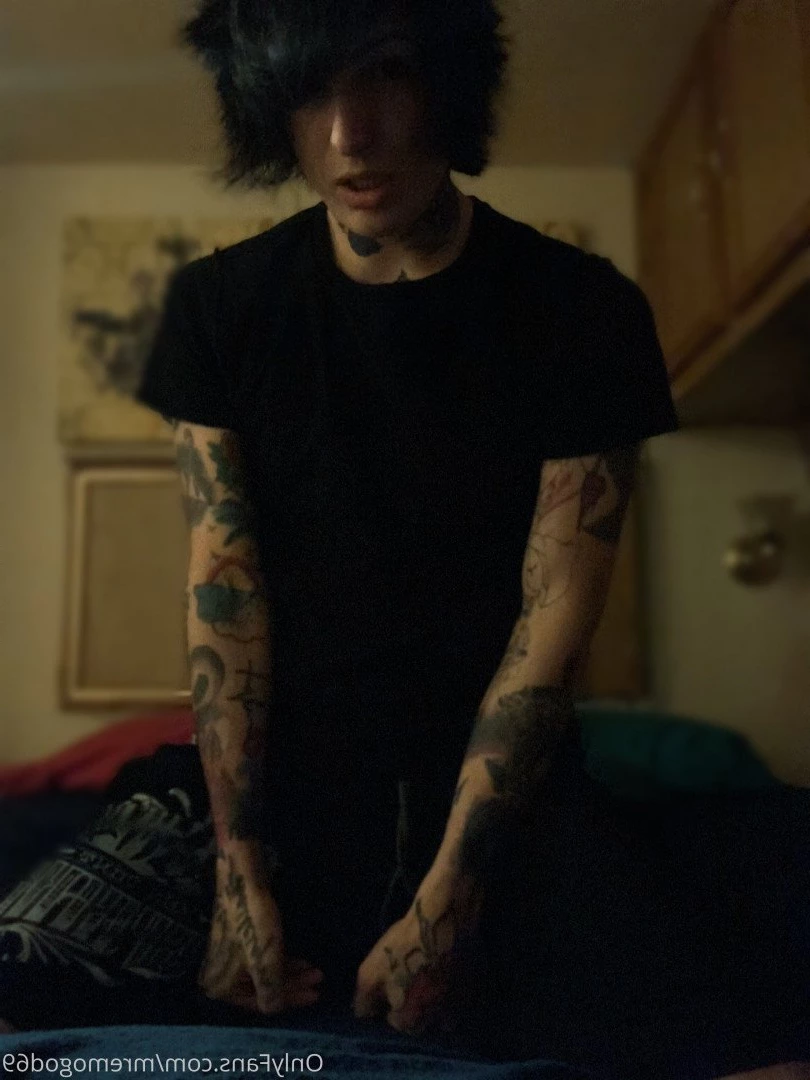 Chris December [ xxchrissdecemberxx ] Onlyfans leaked photo 4757093 on Hotleaks.tv