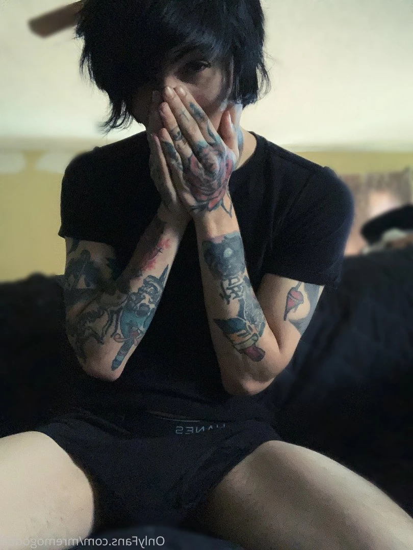 Chris December [ xxchrissdecemberxx ] Onlyfans leaked photo 4757139 on Hotleaks.tv