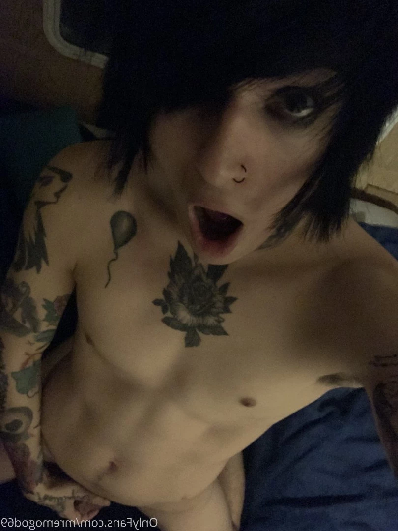 Chris December [ xxchrissdecemberxx ] Onlyfans leaked photo 4757145 on Hotleaks.tv