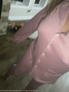 4757128