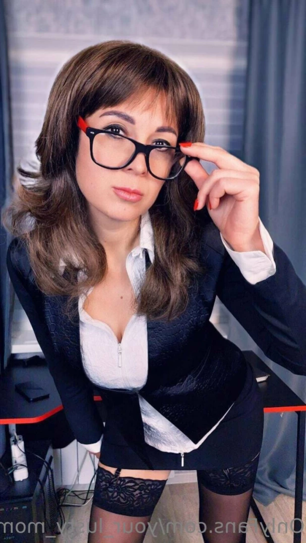 Mommy Lust [ your_lusty_mom ] Onlyfans leaked photo 11046385 on Hotleaks.tv
