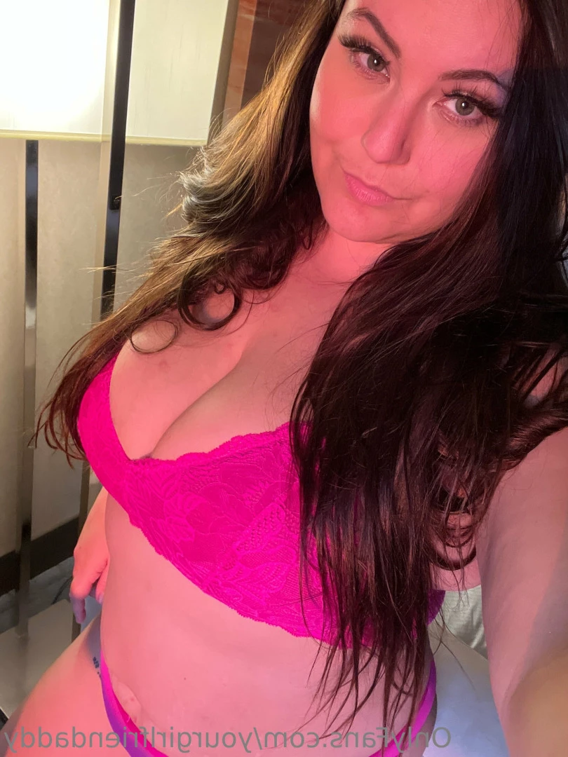 Addison | 22 &amp; Single ❤️ [ yourgirlfriendaddy ] Onlyfans leaked photo 10625589 on Hotleaks.tv