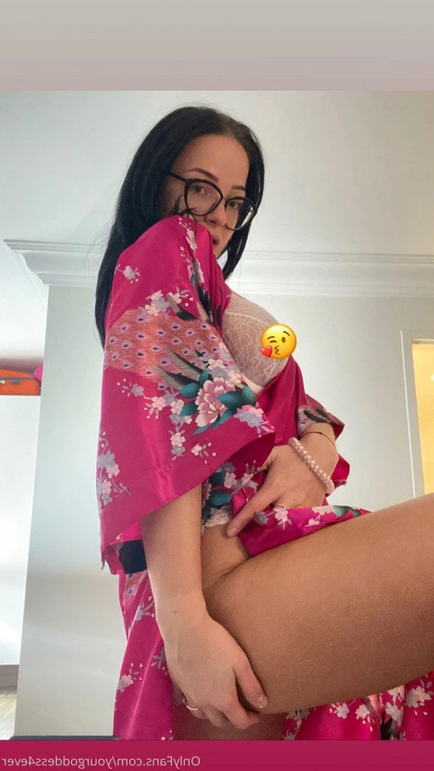DADDY I WAS BAD 🥰🥰PUNISH ME [ yourgoddess4ever ] Onlyfans leaked photo 4753307 on Hotleaks.tv