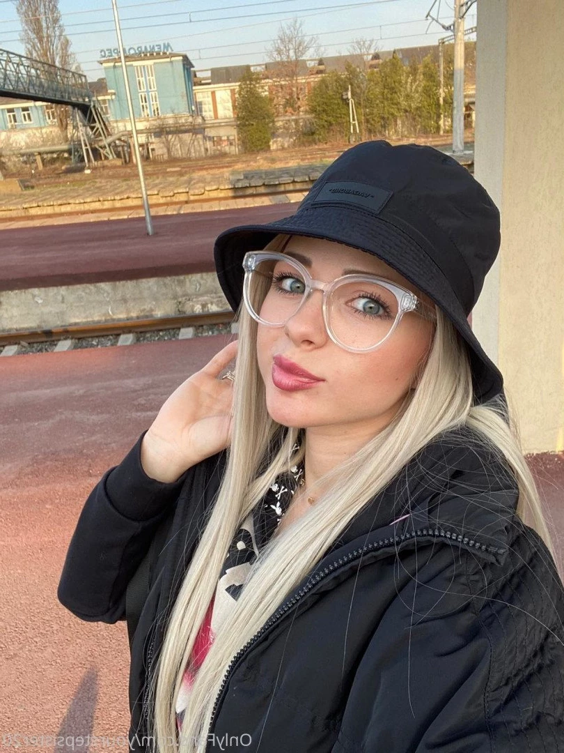DADDY I WAS BAD 🥰🥰PUNISH ME [ yourgoddess4ever ] Onlyfans leaked photo 4753715 on Hotleaks.tv