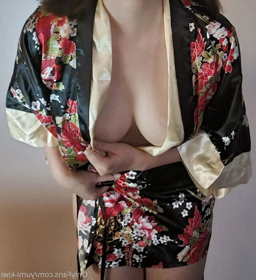 yumi-kiwi Onlyfans leaked photo 4752374 on Hotleaks.tv