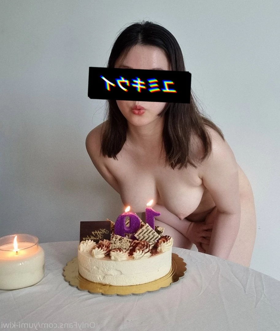 yumi-kiwi Onlyfans leaked photo 4752735 on Hotleaks.tv
