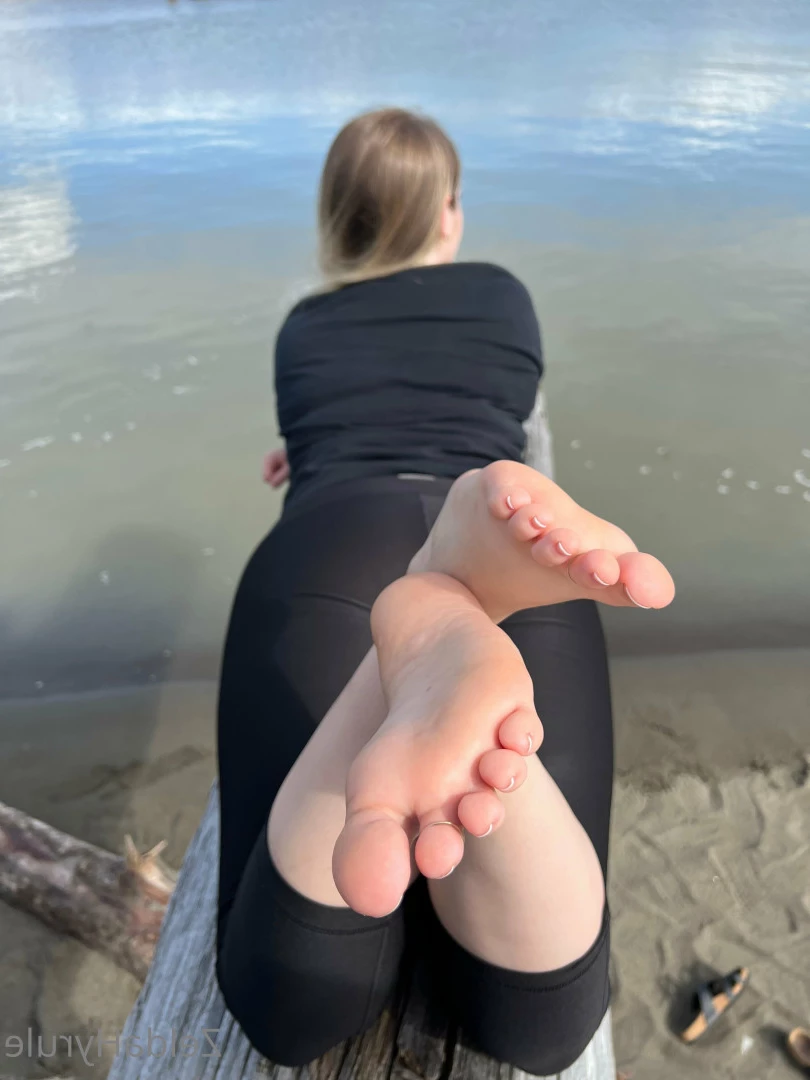 Zelda Hyrule [ zeldahyrule ] Onlyfans leaked photo 10531189 on Hotleaks.tv
