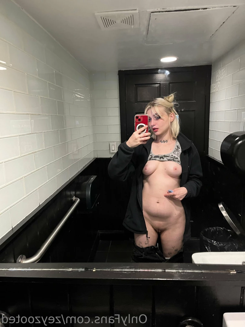 z e y [ zeyzooted ] Onlyfans leaked photo 10698725 on Hotleaks.tv