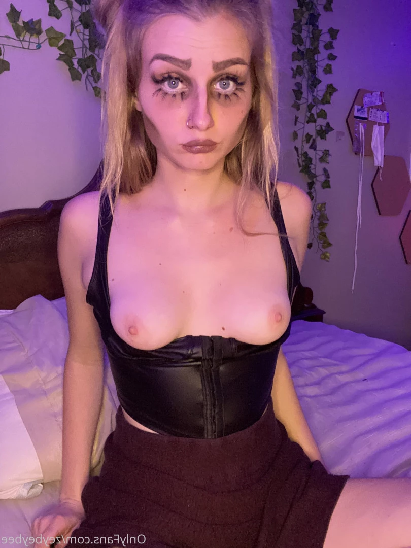 z e y [ zeyzooted ] Onlyfans leaked photo 10726470 on Hotleaks.tv
