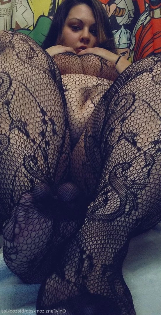 Zₒₘbᵢₑ Cₒₒₖᵢₑₛ [ zombiecookies ] Onlyfans leaked photo 4748560 on Hotleaks.tv