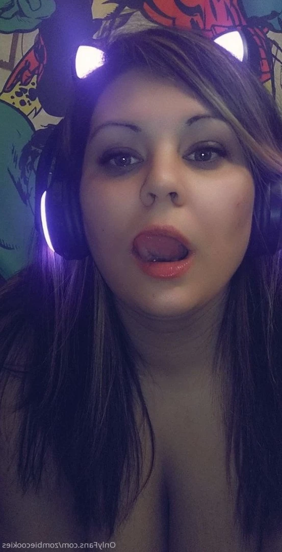 Zₒₘbᵢₑ Cₒₒₖᵢₑₛ [ zombiecookies ] Onlyfans leaked photo 4748588 on Hotleaks.tv