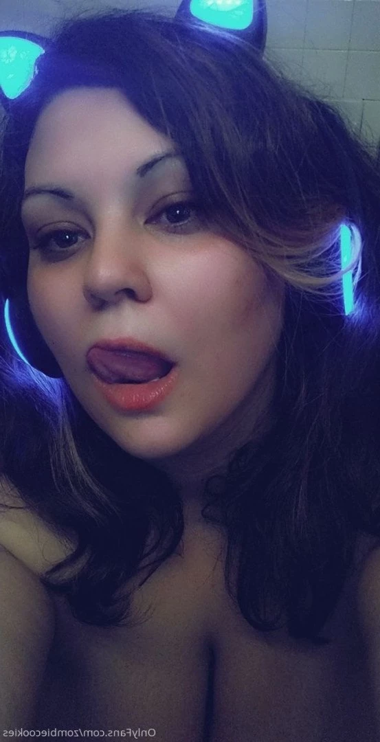 Zₒₘbᵢₑ Cₒₒₖᵢₑₛ [ zombiecookies ] Onlyfans leaked photo 4748843 on Hotleaks.tv