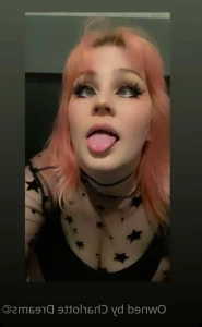 4742487