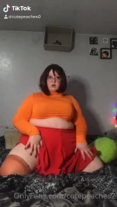 15898078