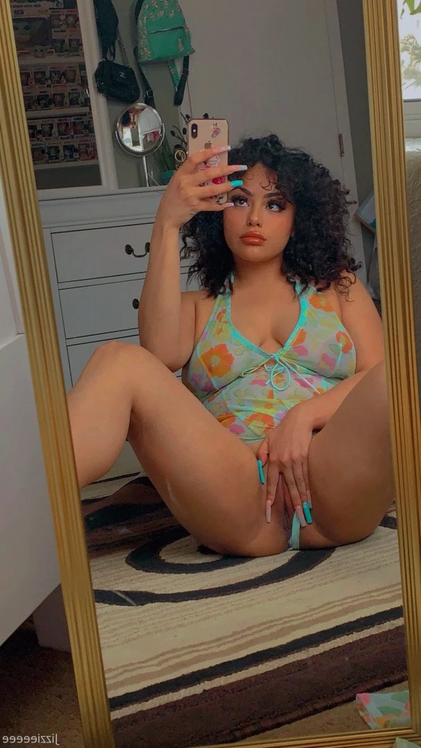 Roro [ jizzieebae ] Onlyfans leaked photo 562185 on Hotleaks.tv
