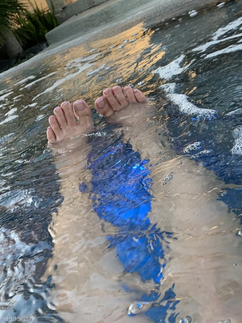 Roro [ jizzieebae ] Onlyfans leaked photo 562280 on Hotleaks.tv