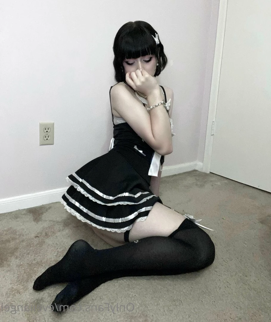 evelynn &lt;3 [ eveiiangel ] Onlyfans leaked photo 4738857 on Hotleaks.tv