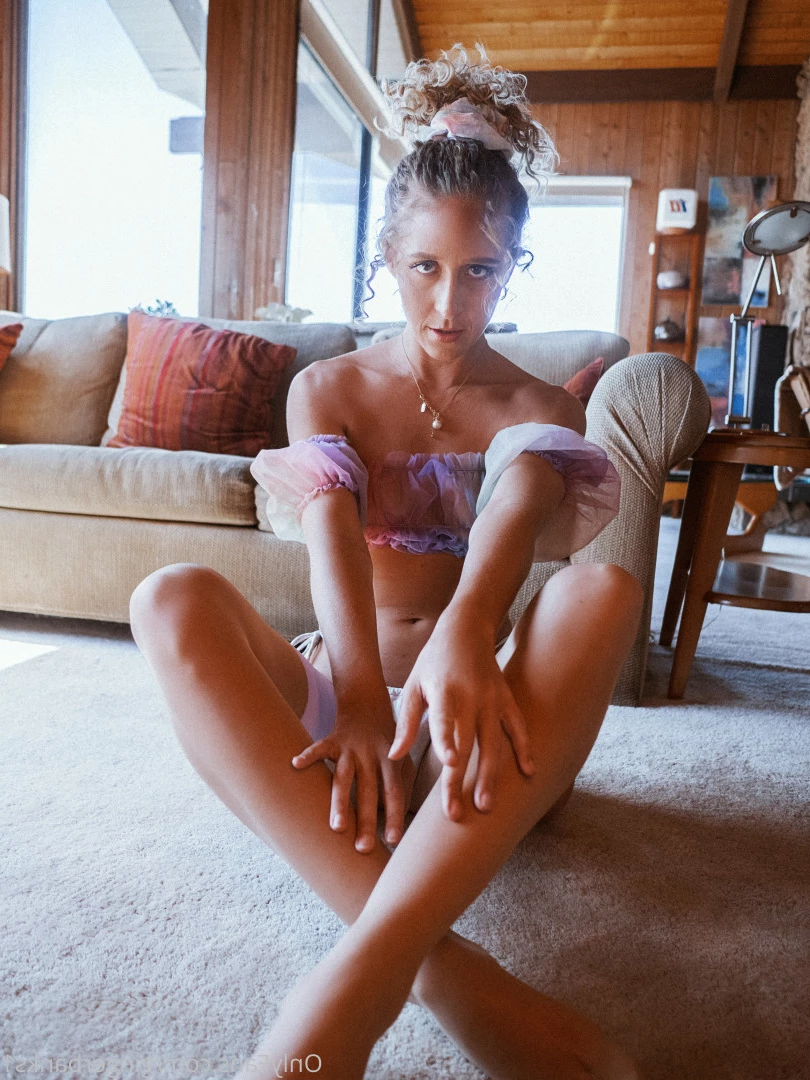 Ginger Banks [ gingerbanks1 ] Onlyfans leaked photo 9252314 on Hotleaks.tv