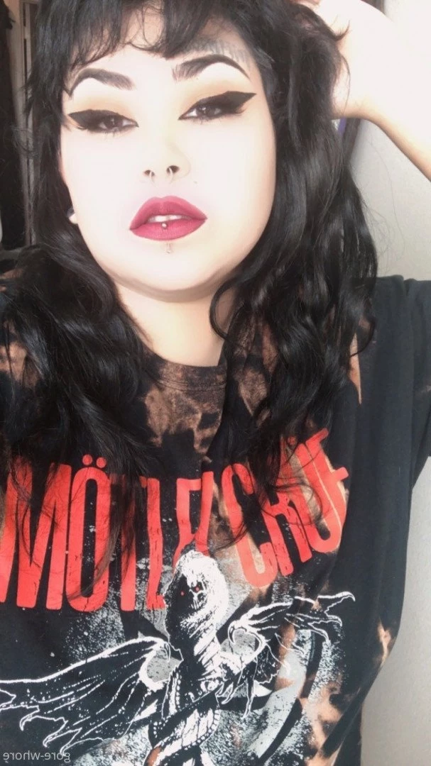 𝐆𝐨𝐭𝐡 𝐒𝐥𝐮𝐭 🖤 [ gore-whore ] Onlyfans leaked photo 4737780 on Hotleaks.tv