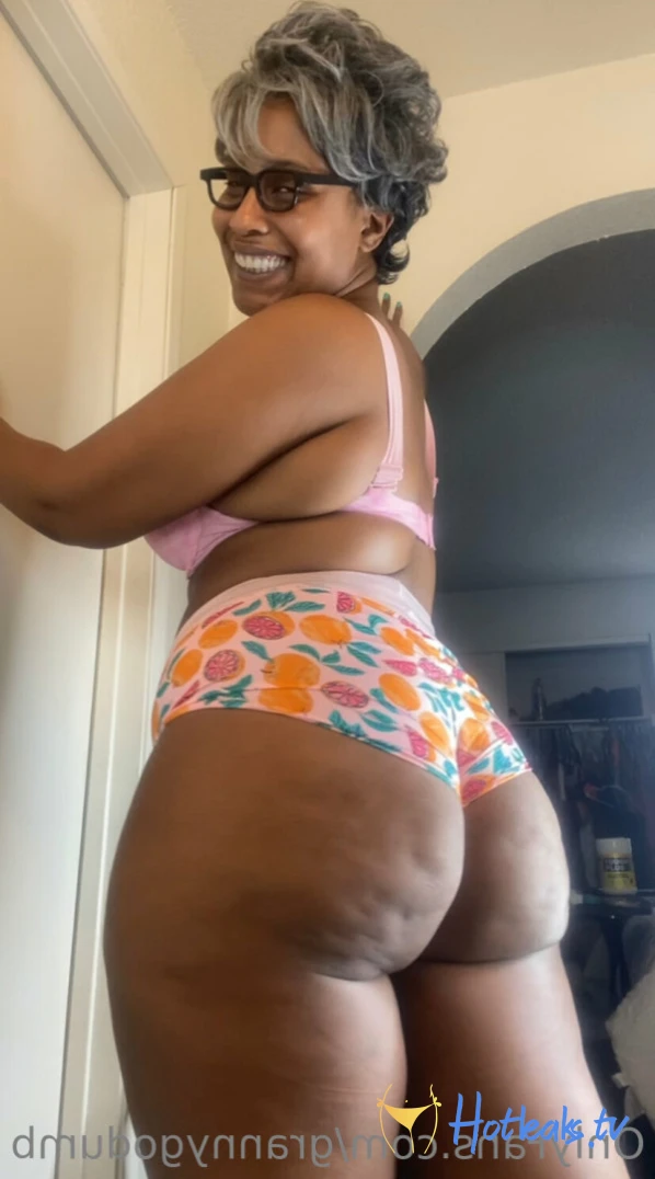 Granny Go Dumb [ grannygodumb ] Onlyfans leaked photo 12931152 on Hotleaks.tv