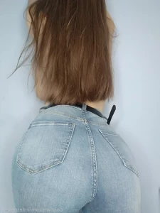 4718673
