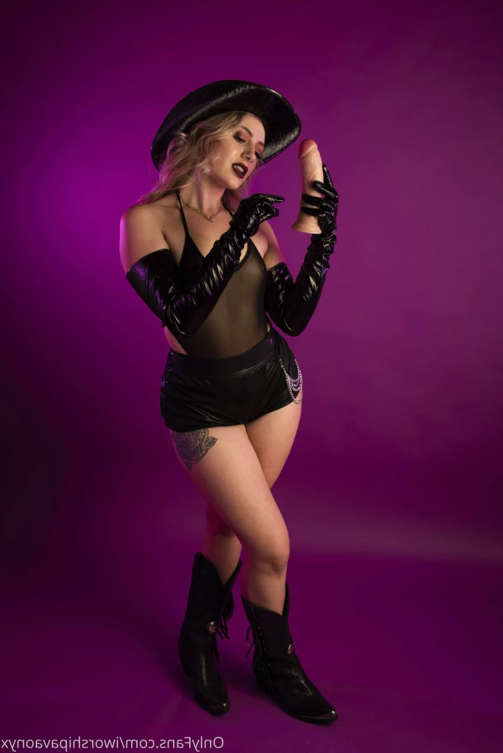 Mistress Ava ⛓ [ iworshipavaonyx ] Onlyfans leaked photo 10776773 on Hotleaks.tv