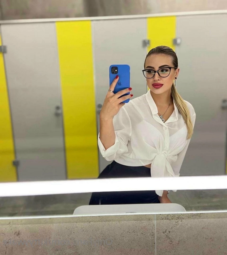Kitti Wake [ kittyywake ] Onlyfans leaked photo 4715700 on Hotleaks.tv