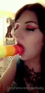 18255125