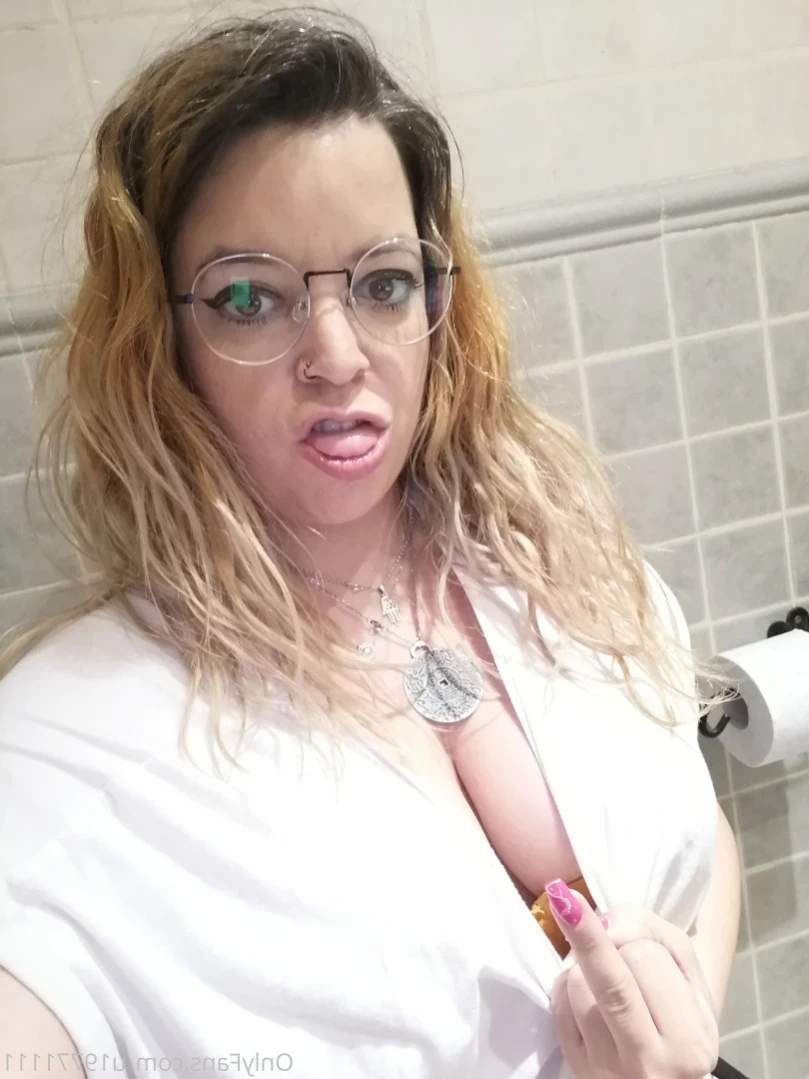 🍑𝐁𝐈𝐆 𝐀𝐒𝐒🍑💎 𝔹𝕃𝕌𝔼𝔾𝕀ℝ𝕃𝟞𝟡💦🤫𝙋𝙊𝙍𝙉 𝙁𝙍𝙀𝙀🤫 [ lirio93 ] Onlyfans leaked photo 11046790 on Hotleaks.tv