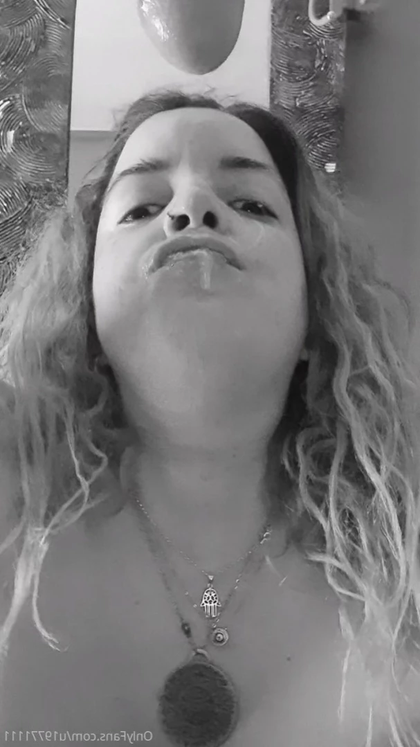 🍑𝐁𝐈𝐆 𝐀𝐒𝐒🍑💎 𝔹𝕃𝕌𝔼𝔾𝕀ℝ𝕃𝟞𝟡💦🤫𝙋𝙊𝙍𝙉 𝙁𝙍𝙀𝙀🤫 [ lirio93 ] Onlyfans leaked photo 11047303 on Hotleaks.tv