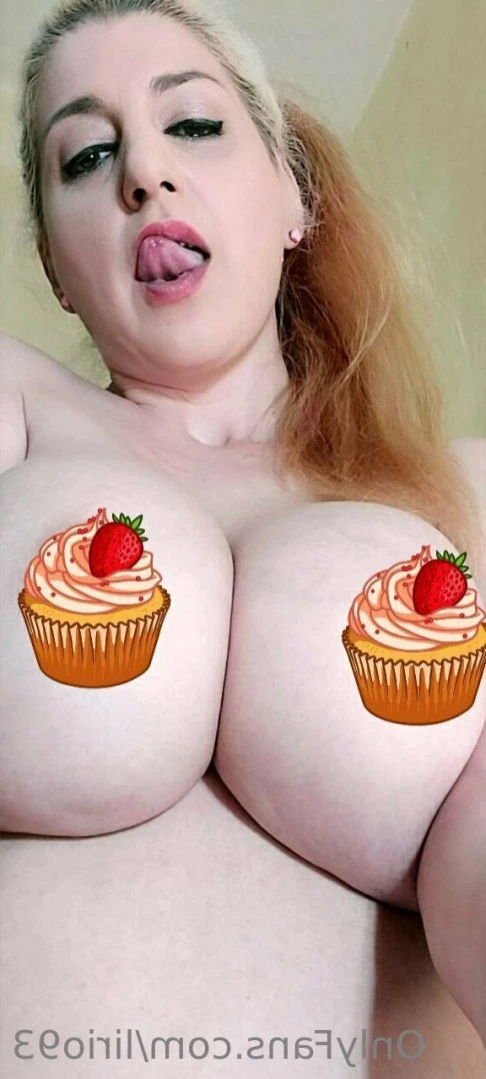 🍑𝐁𝐈𝐆 𝐀𝐒𝐒🍑💎 𝔹𝕃𝕌𝔼𝔾𝕀ℝ𝕃𝟞𝟡💦🤫𝙋𝙊𝙍𝙉 𝙁𝙍𝙀𝙀🤫 [ lirio93 ] Onlyfans leaked photo 12698452 on Hotleaks.tv