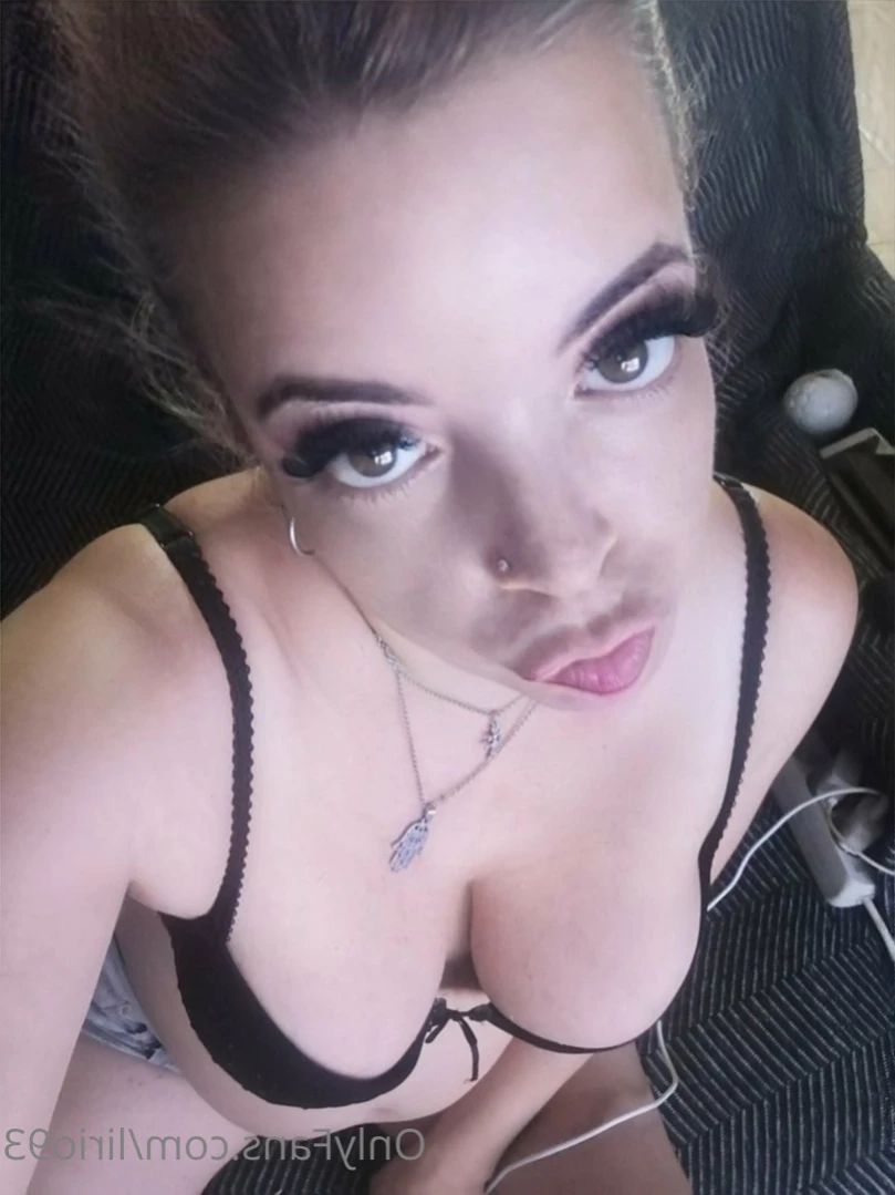 🍑𝐁𝐈𝐆 𝐀𝐒𝐒🍑💎 𝔹𝕃𝕌𝔼𝔾𝕀ℝ𝕃𝟞𝟡💦🤫𝙋𝙊𝙍𝙉 𝙁𝙍𝙀𝙀🤫 [ lirio93 ] Onlyfans leaked photo 14549727 on Hotleaks.tv