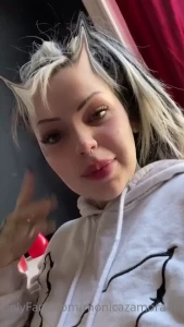 5886876