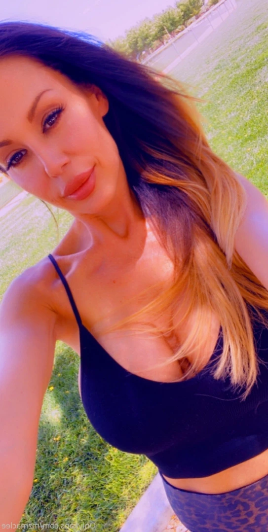 officialmckenzielee [ mzmaclee ] Onlyfans leaked photo 11055940 on Hotleaks.tv