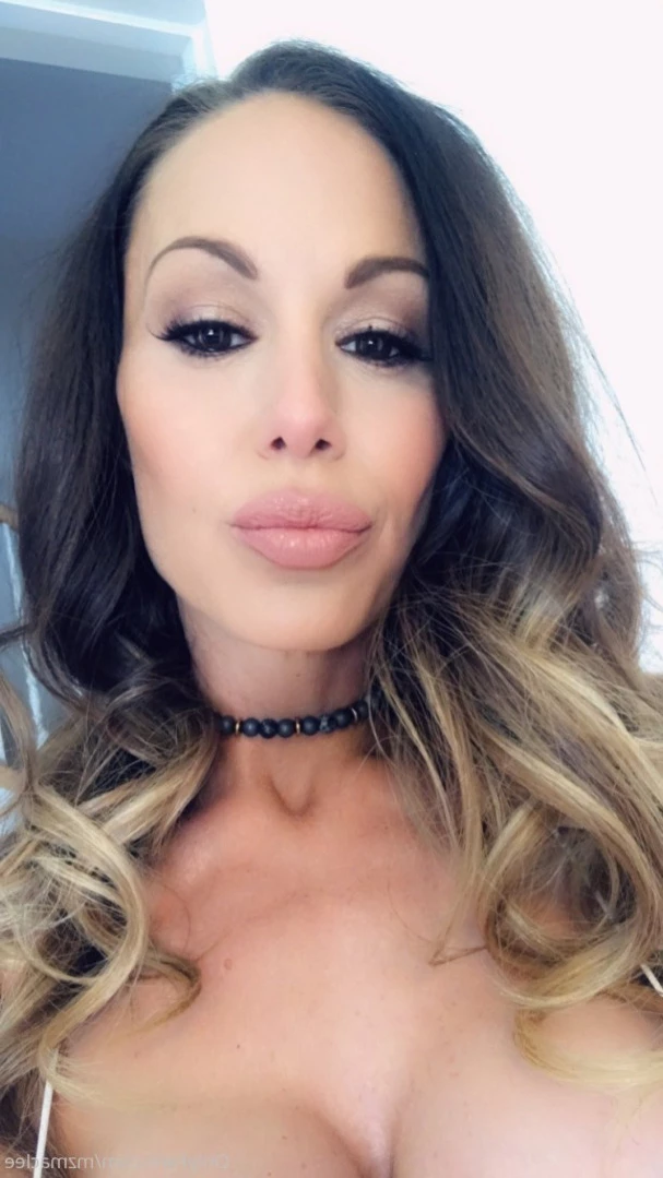 officialmckenzielee [ mzmaclee ] Onlyfans leaked photo 11055975 on Hotleaks.tv