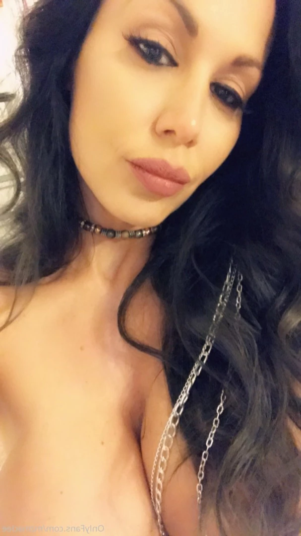 officialmckenzielee [ mzmaclee ] Onlyfans leaked photo 12075302 on Hotleaks.tv