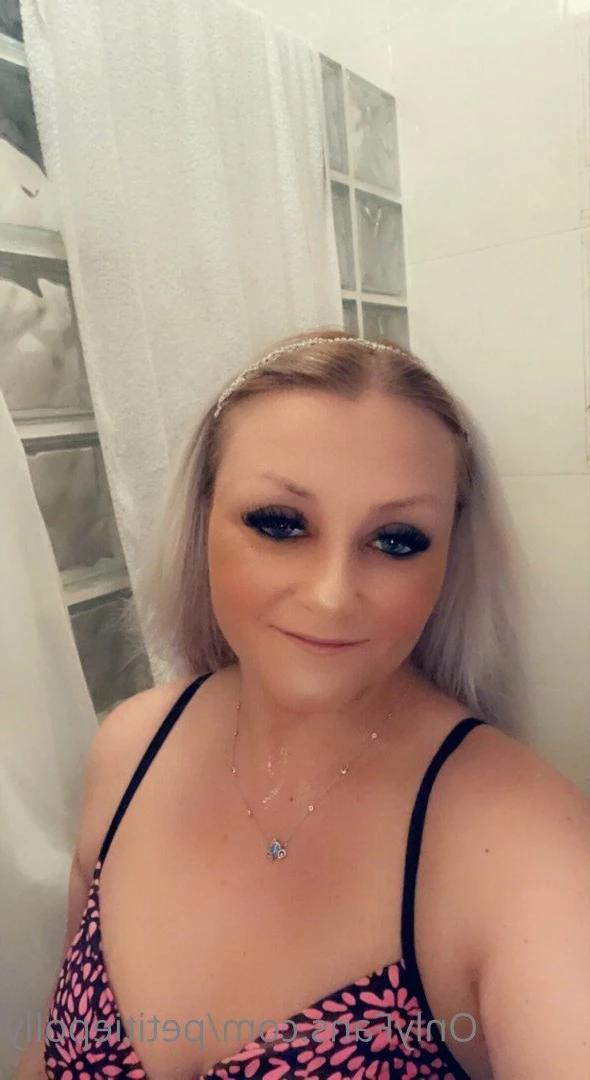 Petite polly [ petitiepolly ] Onlyfans leaked photo 4713337 on Hotleaks.tv