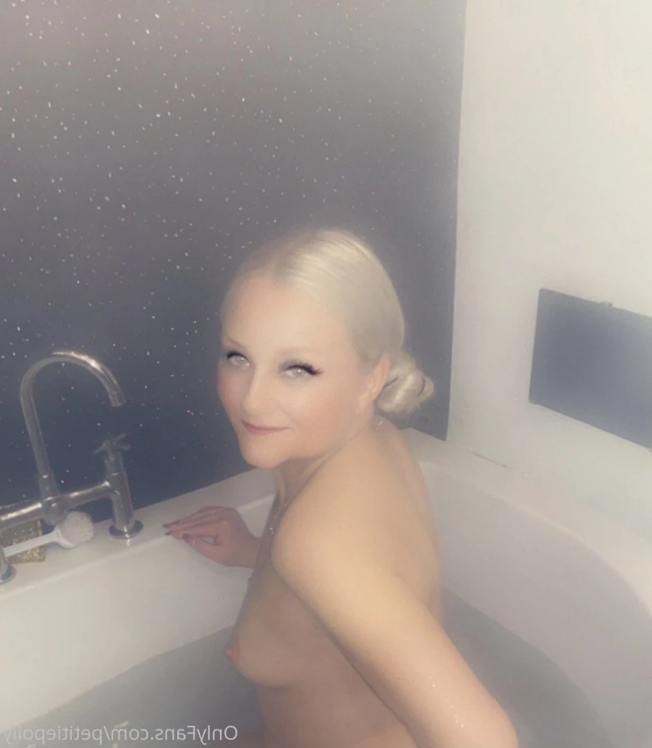 Petite polly [ petitiepolly ] Onlyfans leaked photo 4713377 on Hotleaks.tv