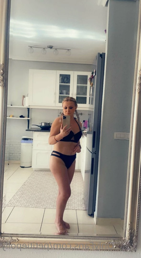 Petite polly [ petitiepolly ] Onlyfans leaked photo 4713442 on Hotleaks.tv